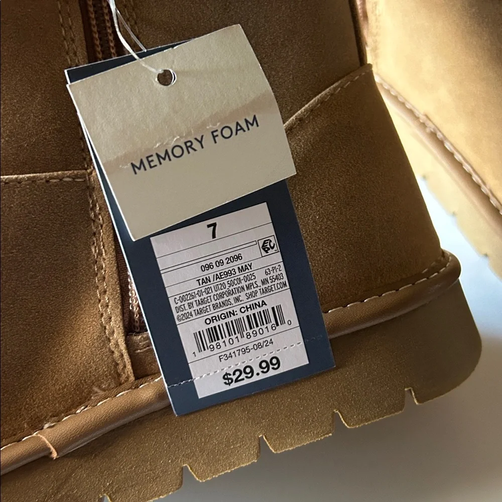 Universal Thread May Faux Suede Ankle Booties Memory Foam Zipper Closure Tan